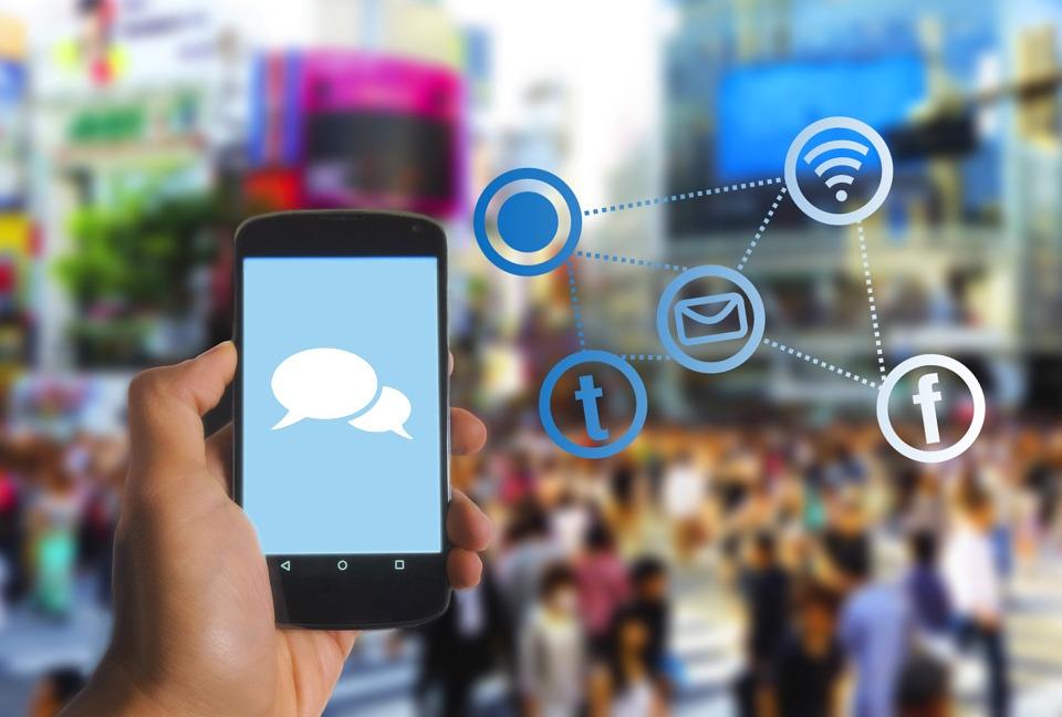 Thought bubble idea on a smart phone. 